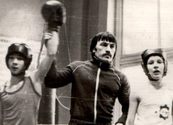 ПАМЯТИ МИХАИЛА ЮРЬЕВИЧА ЖУКОВА. «Из них не выбить дух» ПАМЯТИ МИХАИЛА ЮРЬЕВИЧА ЖУКОВА. «Из них не выбить дух»