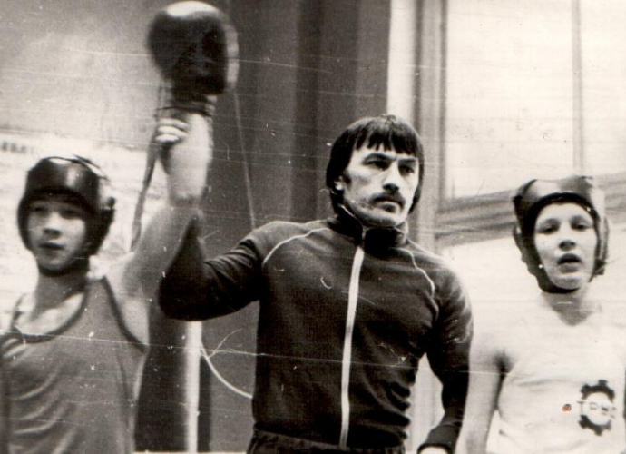 ПАМЯТИ МИХАИЛА ЮРЬЕВИЧА ЖУКОВА. «Из них не выбить дух» ПАМЯТИ МИХАИЛА ЮРЬЕВИЧА ЖУКОВА. «Из них не выбить дух»