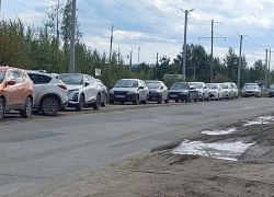 АЛЬТЕРНАТИВНАЯ РЕАЛЬНОСТЬ. «Вечером решил проехать на АЗС… Никакого ажиотажа и больших очередей нет…» АЛЬТЕРНАТИВНАЯ РЕАЛЬНОСТЬ. «Вечером решил проехать на АЗС… Никакого ажиотажа и больших очередей нет…»