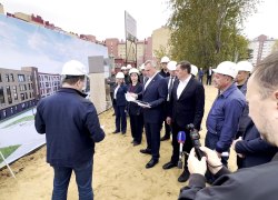 Руслан Кухарук проверил готовность стройплощадки к возведению новой школы в Советском Руслан Кухарук проверил готовность стройплощадки к возведению новой школы в Советском