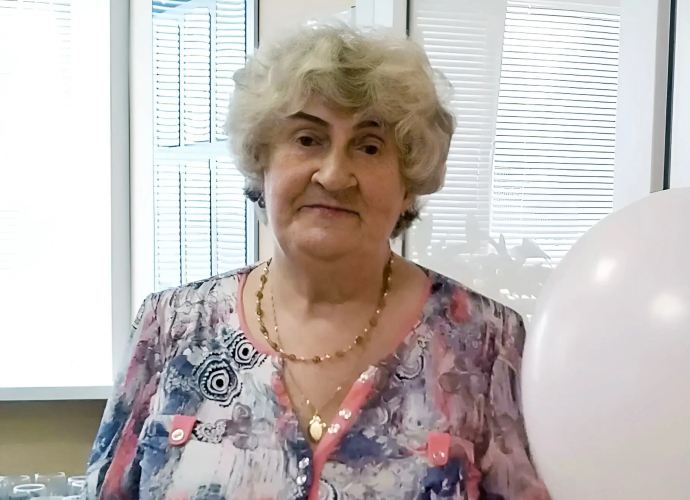ЛИНИЯ ЖИЗНИ. «Ничего героического я не совершала, просто работала». Тамара Колесникович — о профессии врача-трансфузиолога и работе отделения переливания крови ЛИНИЯ ЖИЗНИ. «Ничего героического я не совершала, просто работала». Тамара Колесникович — о профессии врача-трансфузиолога и работе отделения переливания крови